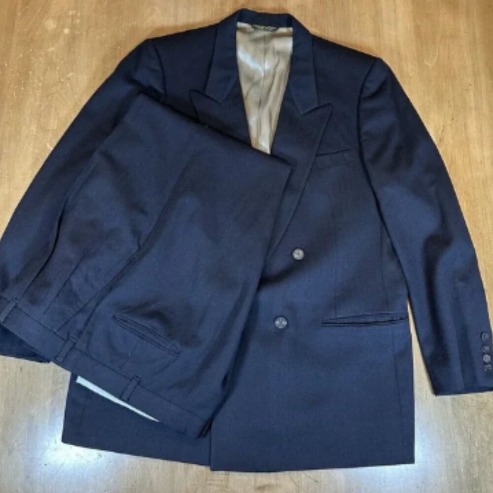 Vintage 90s Pierre Cardin Made in the USA Two Piece Suit 43L 38x27 Man In Wool